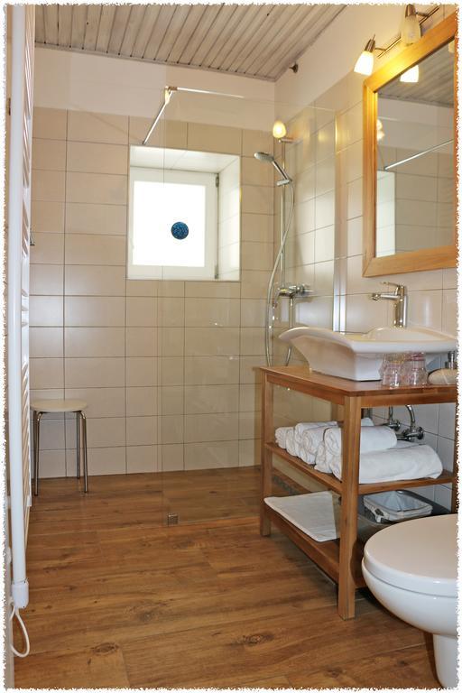 Apartment Dane Примоштен Екстер'єр фото